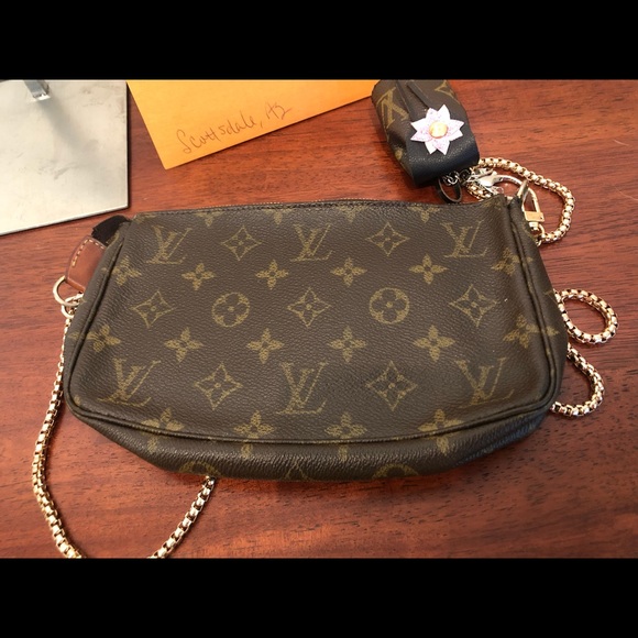 Louis Vuitton Pochette Accessoires Authentic - Picture 8 of 8